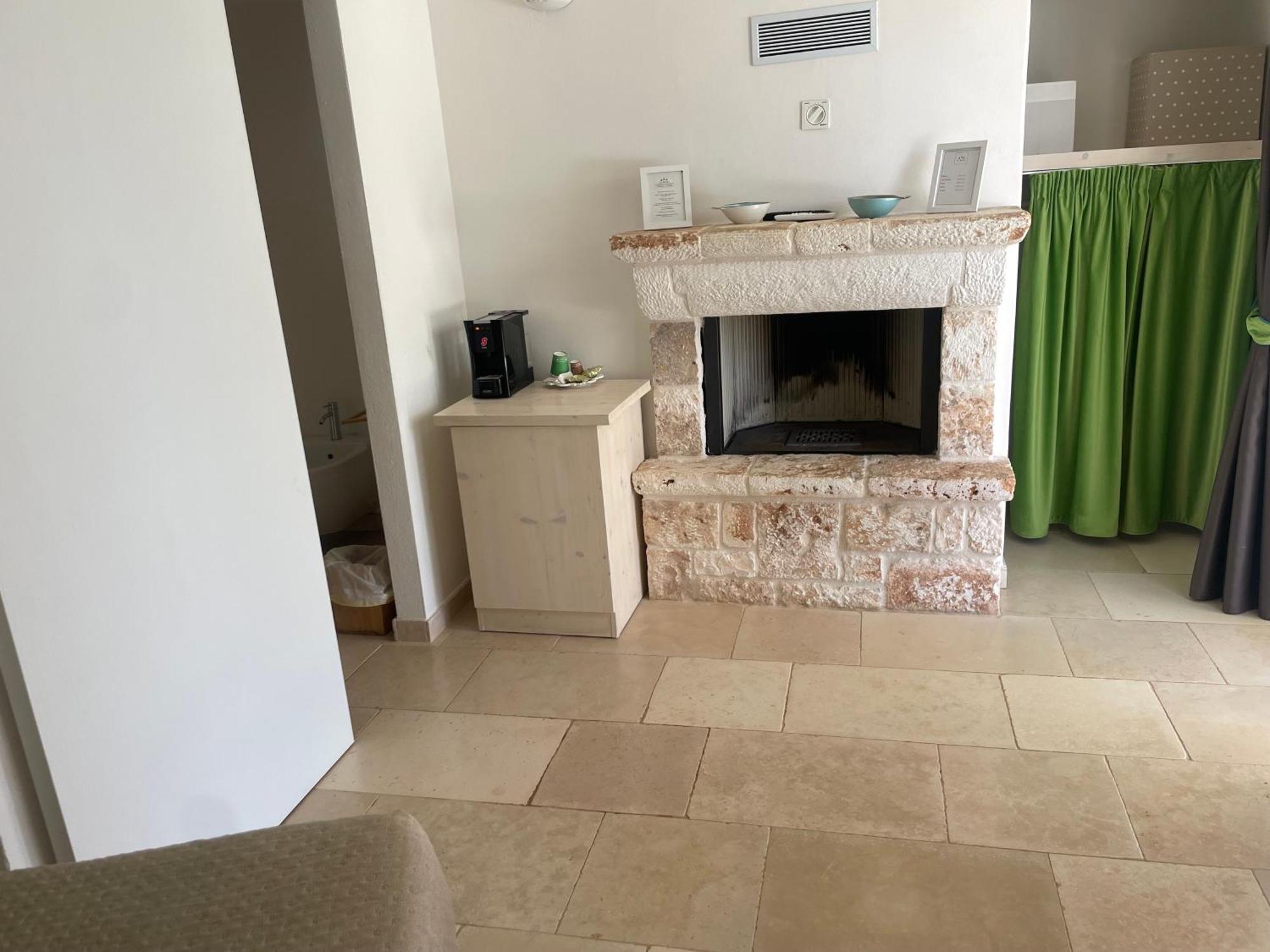 Couette-café Relais Trulli Le Icone 3*