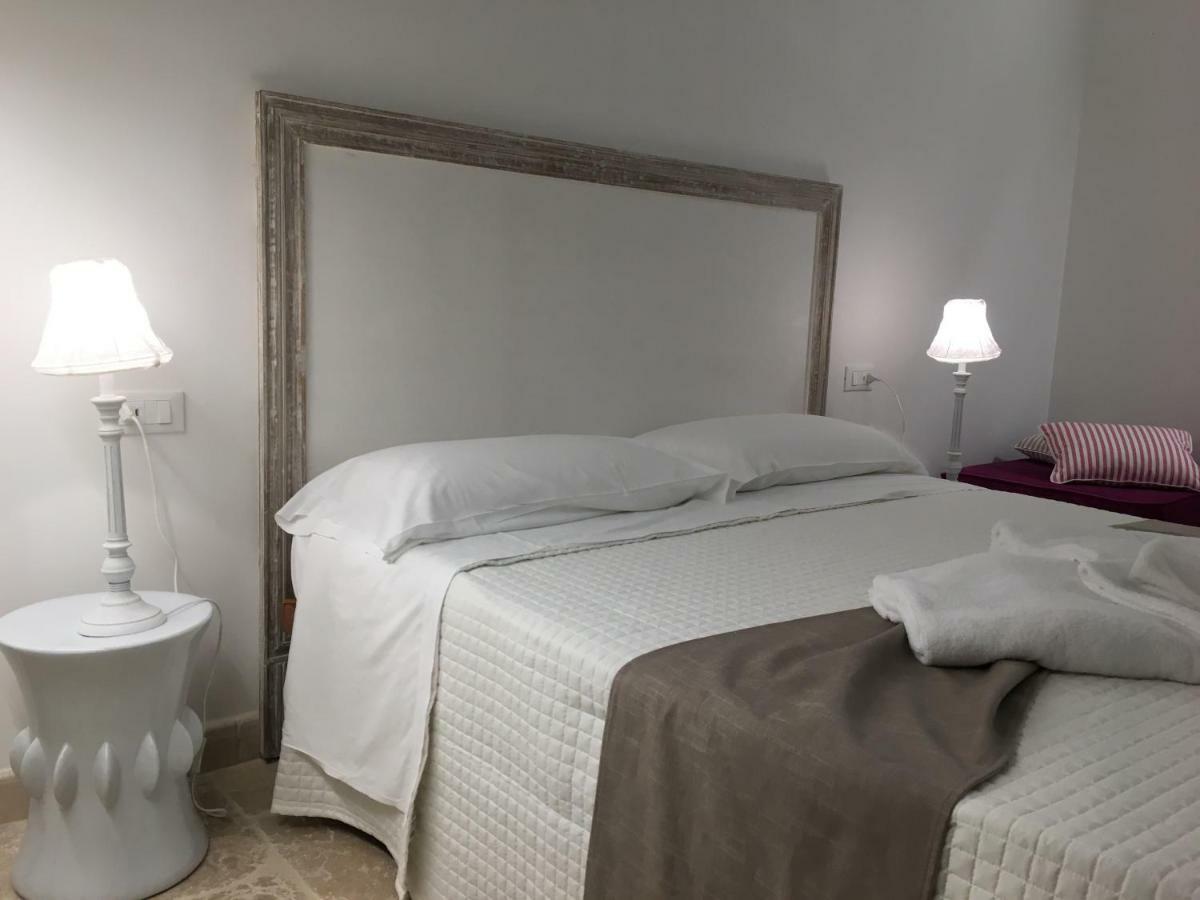 Relais Trulli Le Icone Bed & Breakfast Ostuni